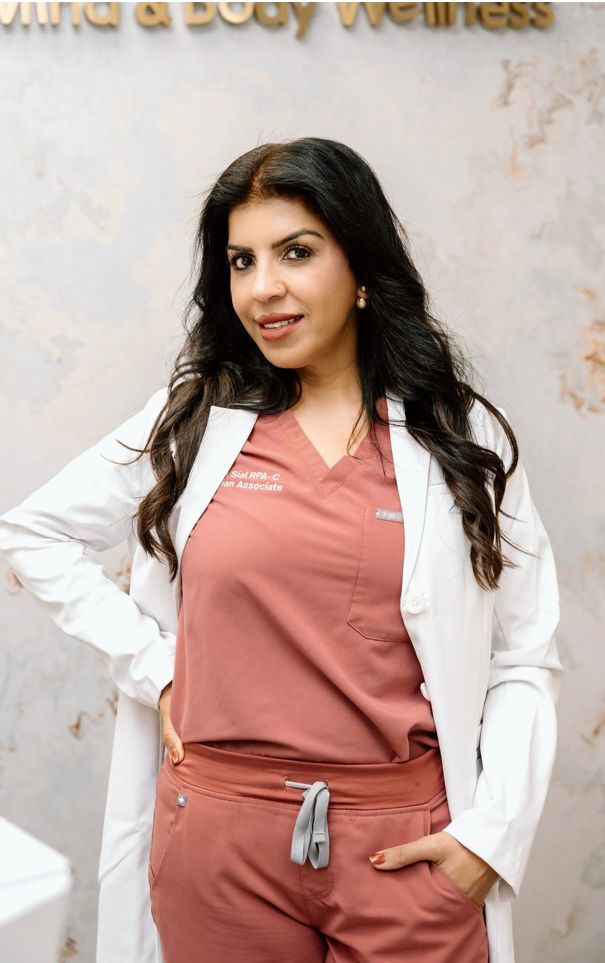 Farina Sial PA MBA founder and lead provider at Stay Ageless Clinic